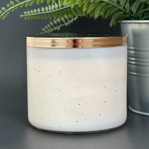 BBW Book Loft Bath & Body Works 3 Wick Candle - Picture 2 of 10